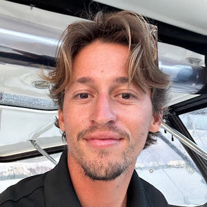 Meet your Posher, Mateo